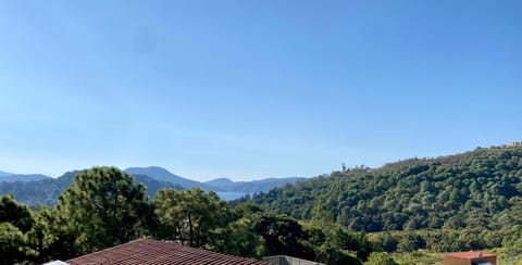 Nearby landmark, Day, Natural landscape, Lake view, Mountain view