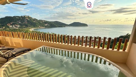 Natural landscape, View (from property/room), Balcony/Terrace, Mountain view, Sea view