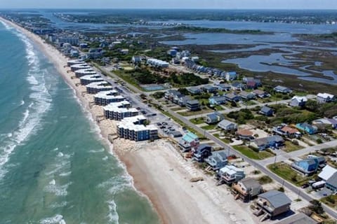 Oceanfront Escape at She Shed By The Seashore Apartment in North Topsail Beach