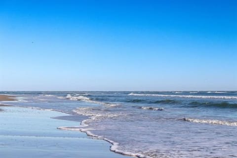 Oceanfront Escape at She Shed By The Seashore Apartment in North Topsail Beach