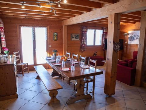 Chalet spacieux 10 pers. près pistes ski, parking privé - FR-1-467-135 Chalet in Le Grand-Bornand