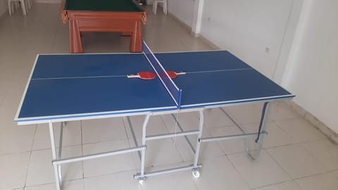 Table tennis