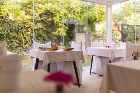 Food, Breakfast, Continental breakfast, Buffet breakfast