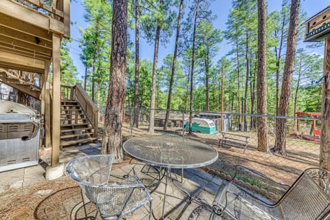 7 Mi to Ruidoso Winter Park Quiet Cabin with Deck House in Ruidoso