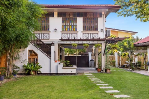 Property building, Day, Garden, Garden view