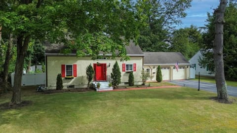 Charming Home near I-87 JCT House in Queensbury