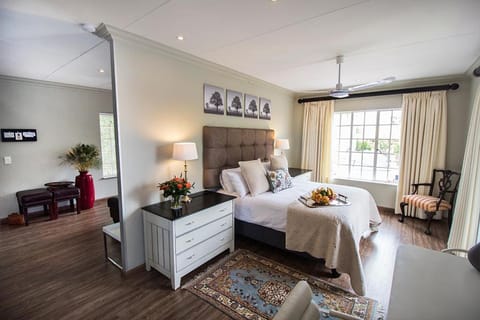 Crown Loft at Chaplin Manor Apartment in Sandton