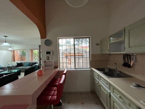 Recámara para 2 personas Apartment in Cuernavaca