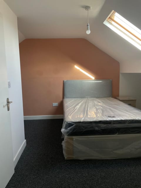 Nimmings Shared House Bed and Breakfast in Oldbury