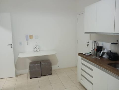 Apto amplo alto sombra reformado Apartment in Aracaju