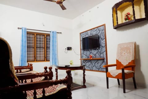 Alleppey Haven Homestay Near Backwaters House in Alappuzha