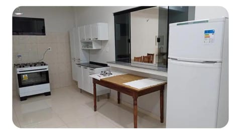 Hospeda aí madre Clara Apartment in Santarém