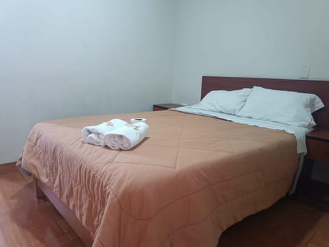 Hostal YURAQ WASI Bed and Breakfast in Ayacucho