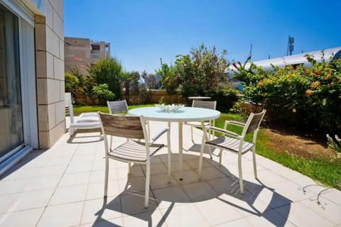 Hertselia Port Dream Apartment in Herzliya