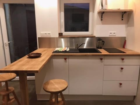 Loft 33m2 et dépendance 15m2 avec jardin partagé House in Plougasnou