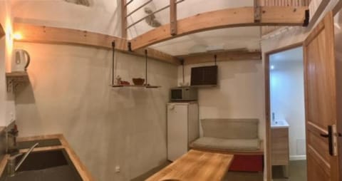 Loft 33m2 et dépendance 15m2 avec jardin partagé House in Plougasnou