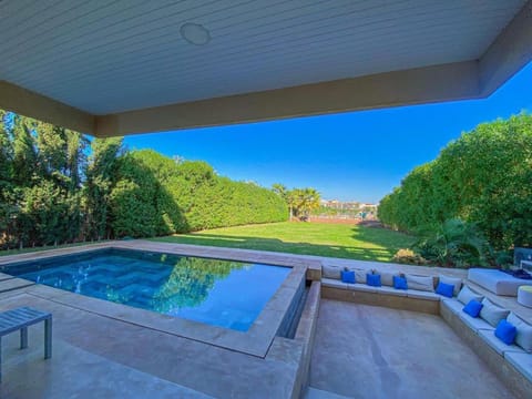 Pool view, Swimming pool