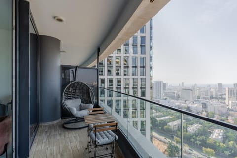 Balcony/Terrace, Seating area, City view