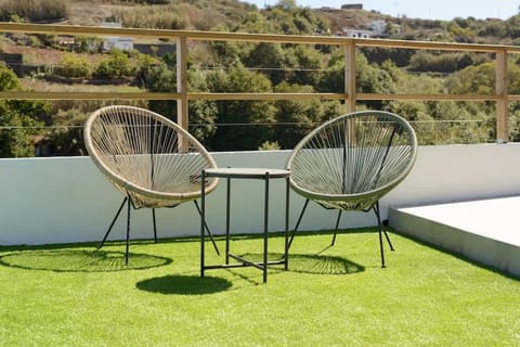 Villa con piscina y vista al mar Villa in Comarca Norte