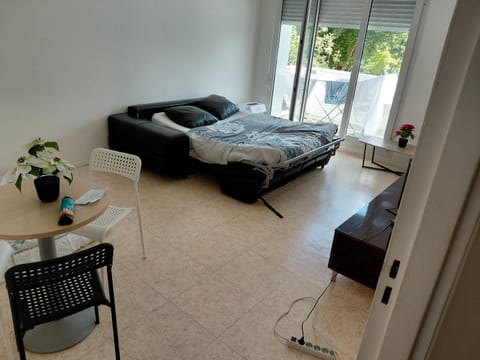 Logement T2 tres propre Apartment in Cergy