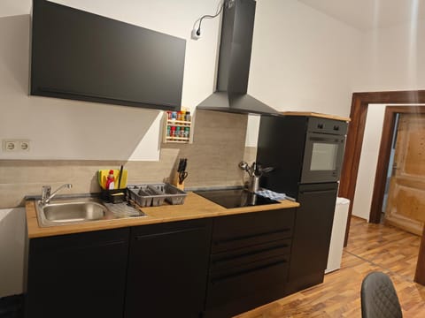 Lüdenscheid Work and Stay 3 Schlafzimmer 6 betten Küche Bad Innenstadt Wohnung in Lüdenscheid