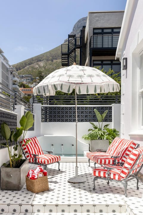 Property building, Patio
