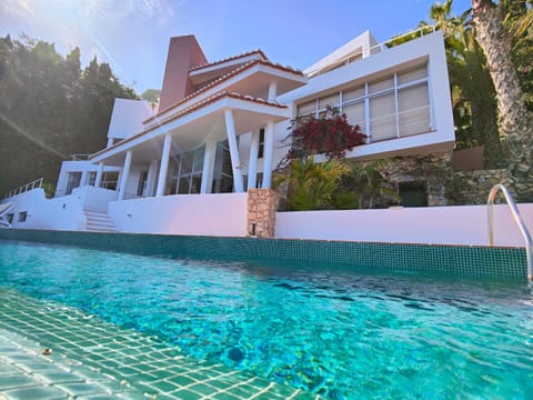 Property building, Pool view, Swimming pool