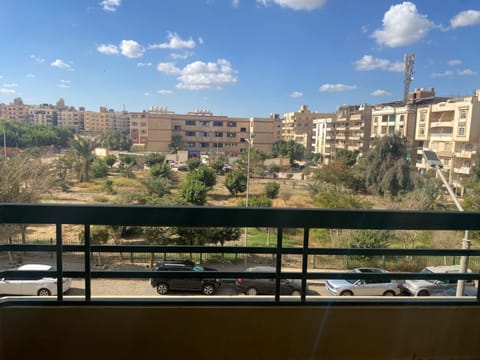 Balcony/Terrace, Street view