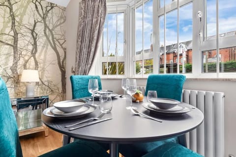 Modern spacious 1 bedroom flat in Hampstead Apartment in London Borough of Camden