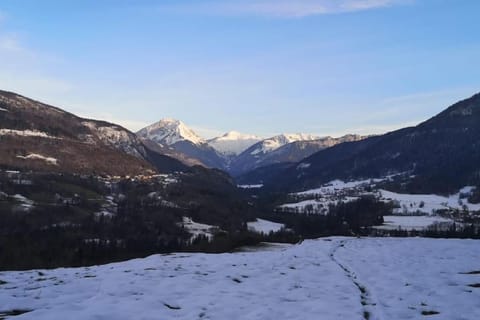 Jolie maison proche du lac House in Haute-Savoie