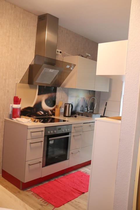 Coffee/tea facilities, Kitchen or kitchenette, dishwasher, pet friendly, stove, toaster