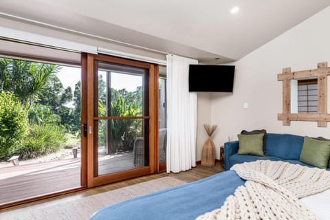 Cape Byron Suite 5 Private Suite with Ensuite House in Byron Bay