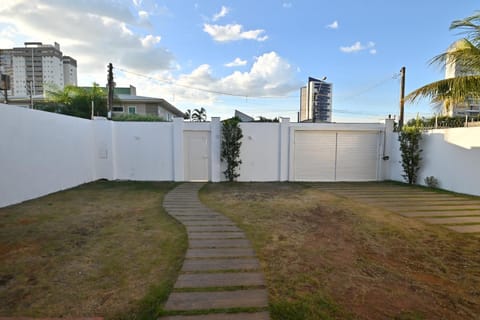 Inner courtyard view