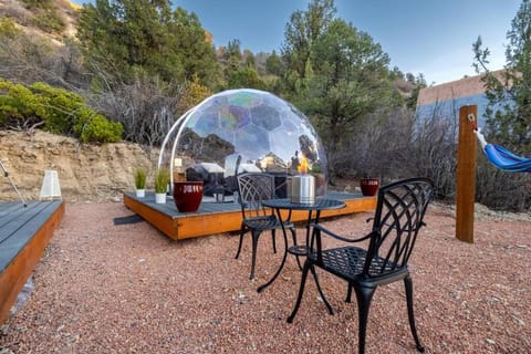 Mountain Cozy Cabin & Dome With Stunning Views! Casa in Glendale