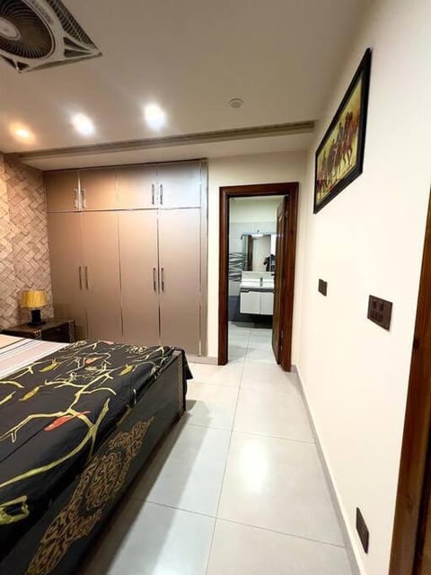 Downtown 1BHK In Bahria Town Apartment in Lahore