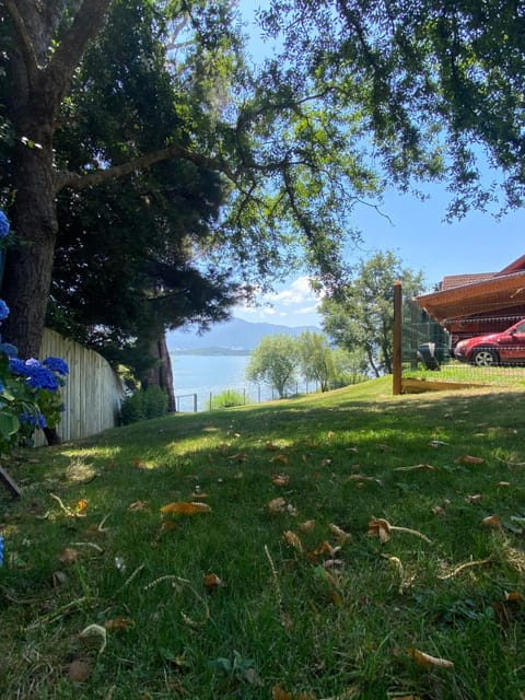 Cabaña con playa House in Pucon