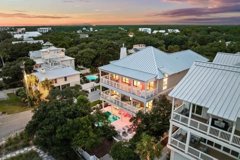 Eyes on Sunrise House in Seacrest