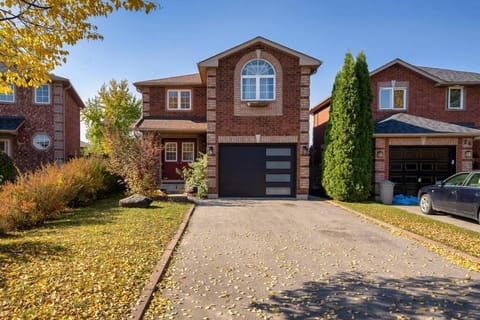 Charming 1-bed basement, Wi-Fi Apartment in Barrie