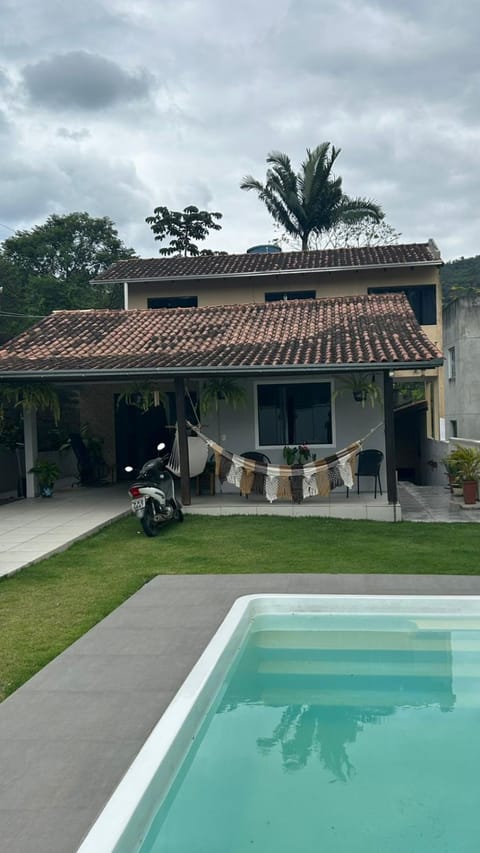 Deise Carla adur House in Balneário Camboriú