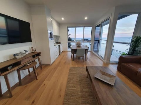 Wake up to the ocean at LegaSea House in Wollongong