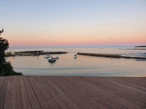 Wake up to the ocean at LegaSea House in Wollongong