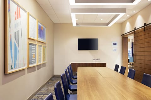 Meeting/conference room