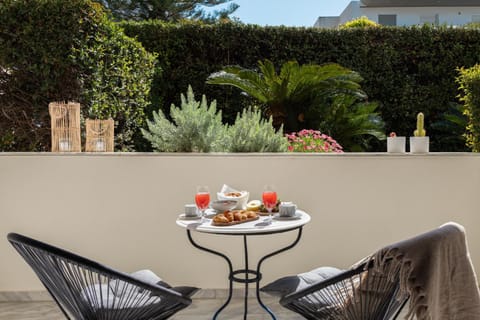 Garden, Balcony/Terrace, Seating area, Dining area