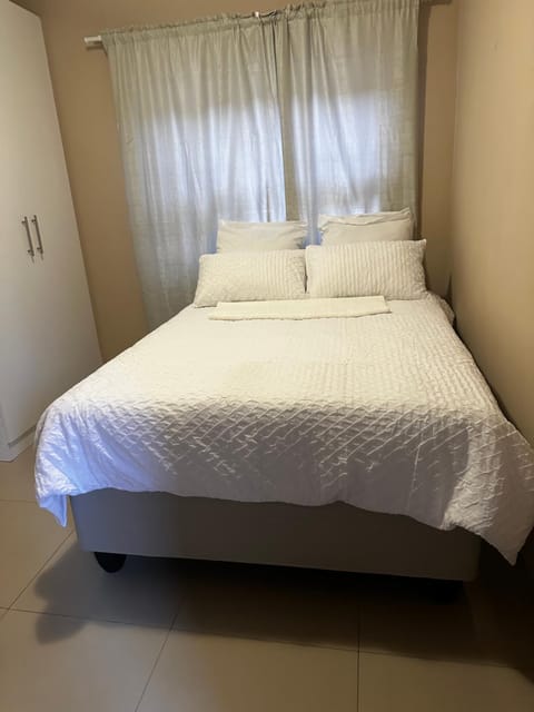 Yamwaale Overnight Accommodation - Otjomuise Ext 4 Vacation rental in Windhoek