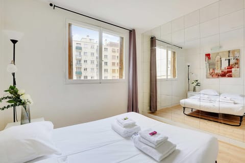 Charming apartment - 2BR-6P - Paris Expo Apartment in Issy-les-Moulineaux