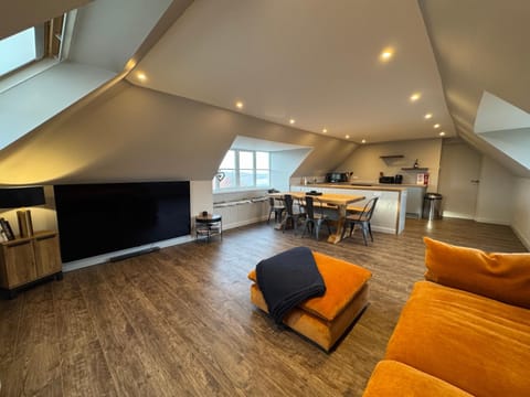 Living room, Dining area, Sea view, kitchen