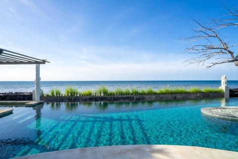 Pool view, Sea view, Swimming pool