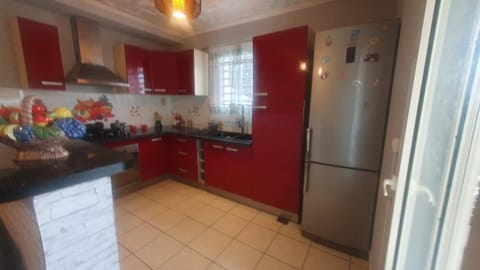 Kitchen or kitchenette, oven, stove