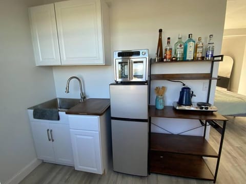 Private studio style room Apartment in Middletown