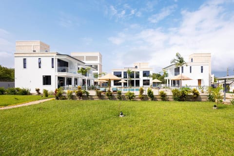 Property building, Natural landscape, Garden